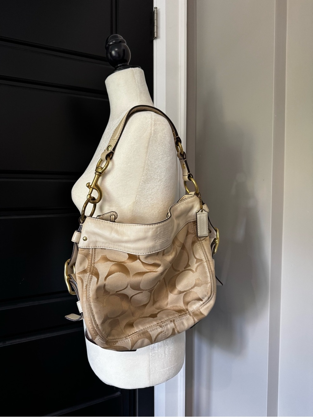 Coach shoulder bag